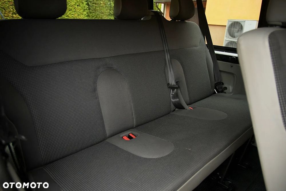 Opel Vivaro - 23