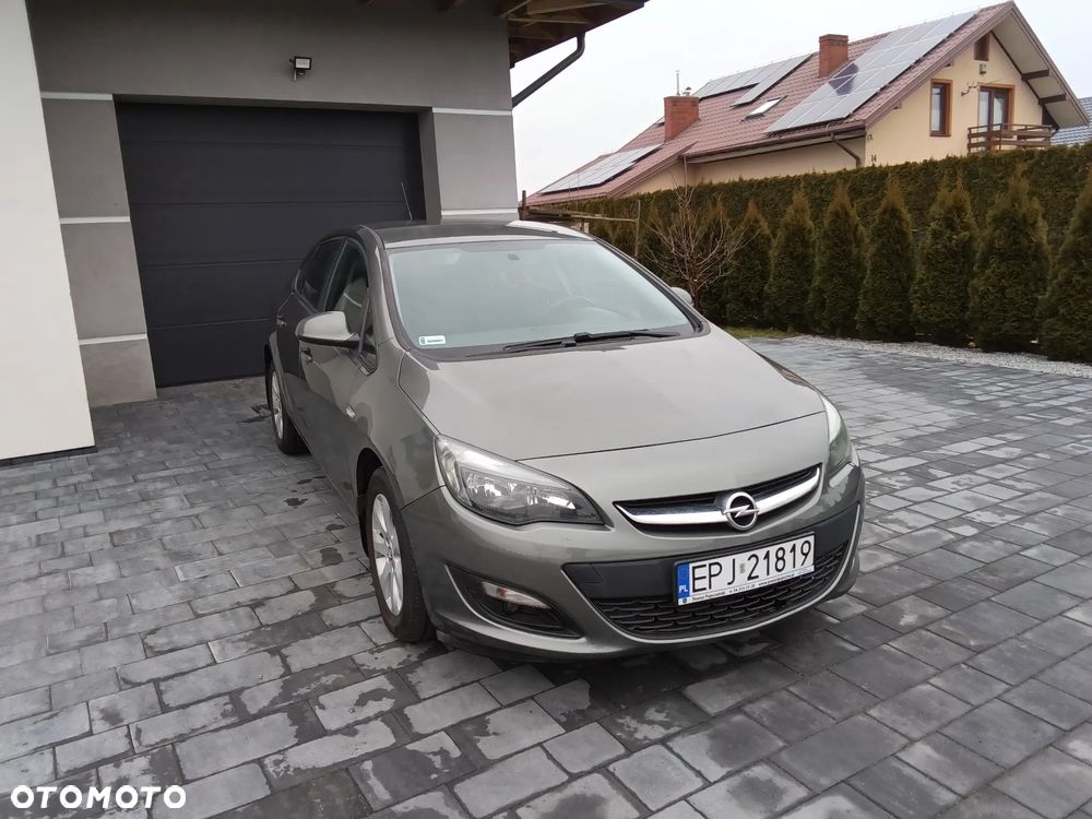 Opel Astra 1.6 Active - 11