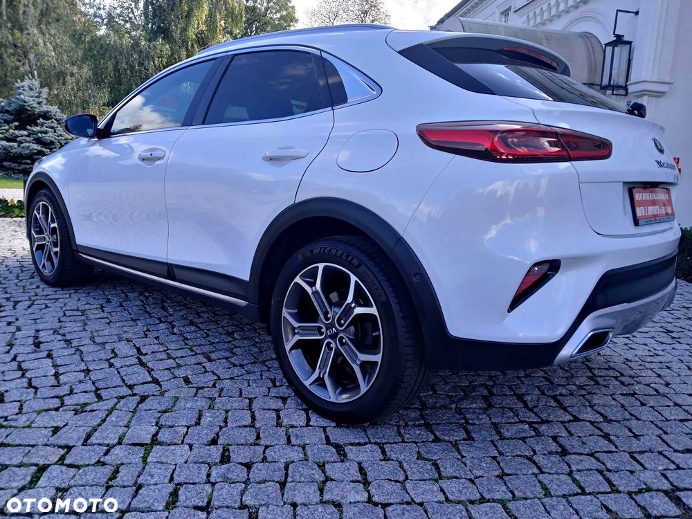 Kia XCeed - 13