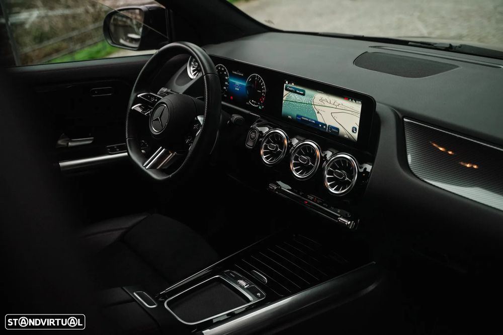 Mercedes-Benz GLA 250 e AMG Line - 3