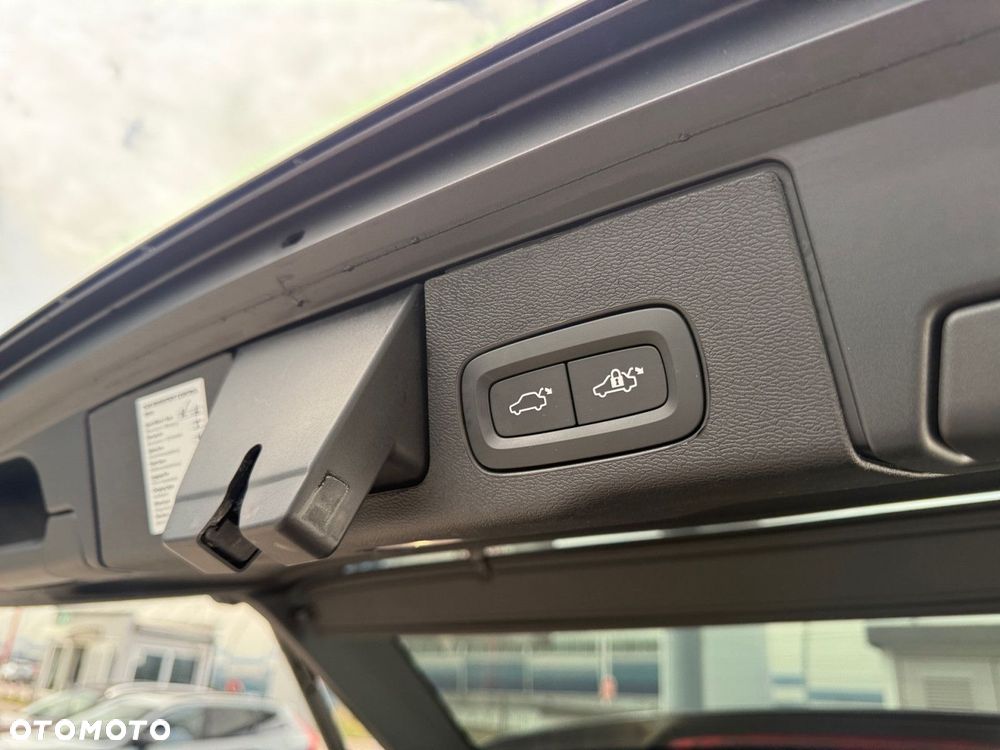 Volvo XC 60 - 32