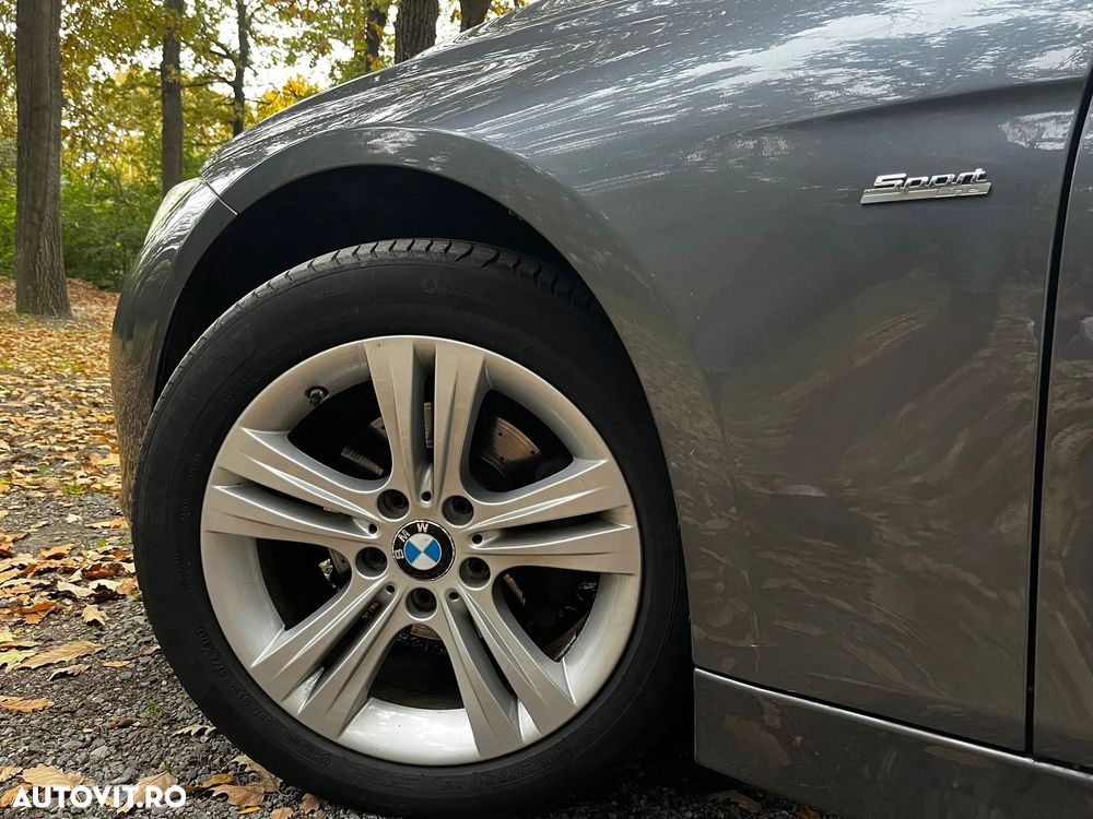 BMW Seria 3 318d Touring Aut. Sport Line - 39