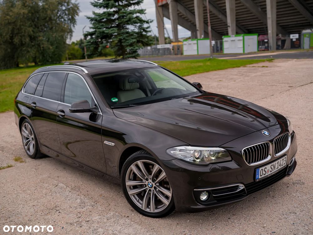 BMW Seria 5 525d xDrive Sport-Aut Luxury Line - 17