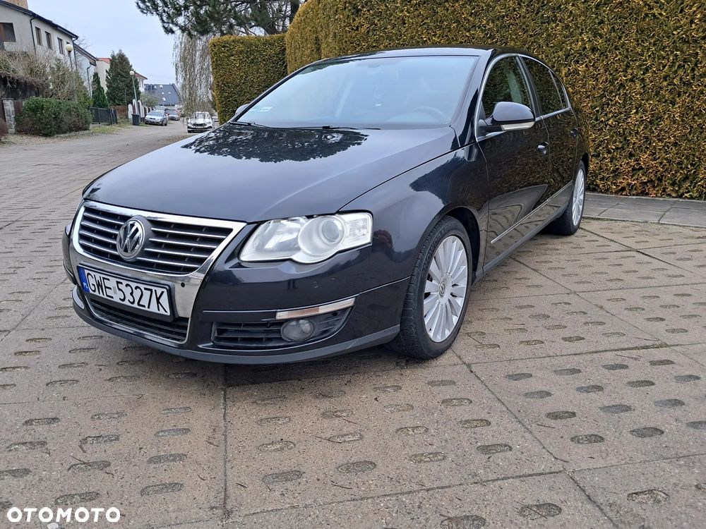 Volkswagen Passat 2.0 FSI Individual Chrom - 1