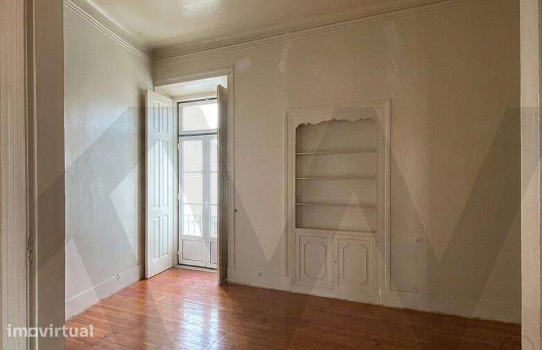 Arrendamento Apartamento T5+, em Lisboa, Estrela - Campo de Ourique - Grande imagem: 4/44