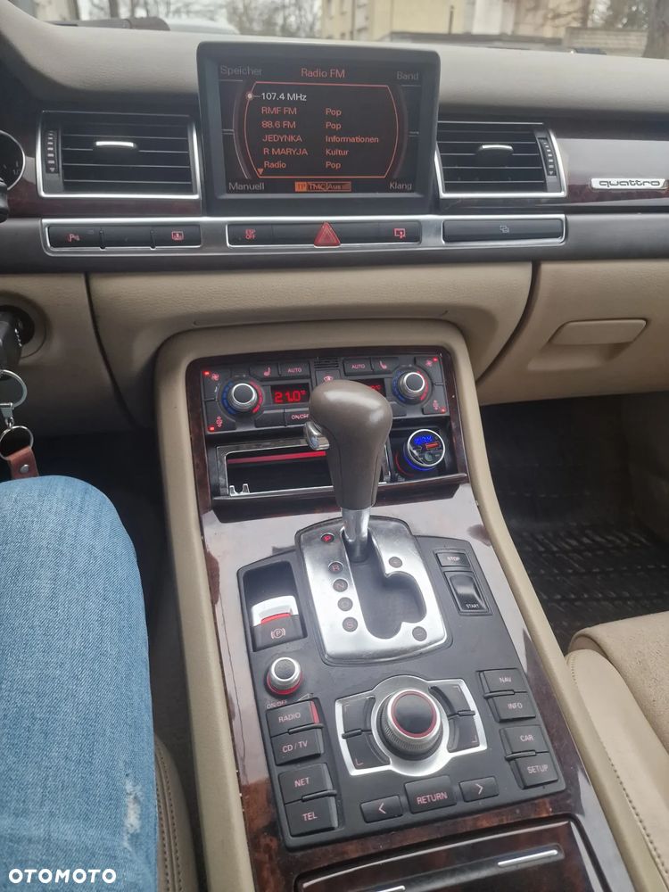 Audi A8 4.2 Quattro Langversion - 6