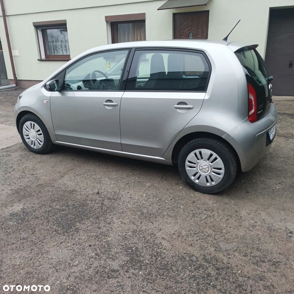 Volkswagen up! street - 3