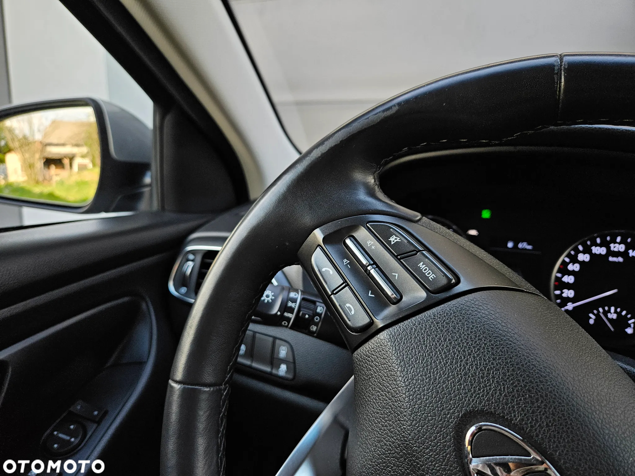 Hyundai i30 1.5 DPI Classic + - 25