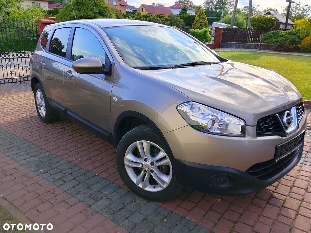 Nissan Qashqai - 2