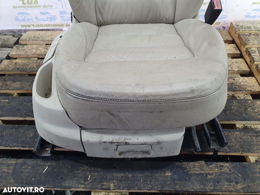 Scaun pasager dreapta fata 1k4881106kk 83115690300 Skoda Octavia 2 [2 - 13