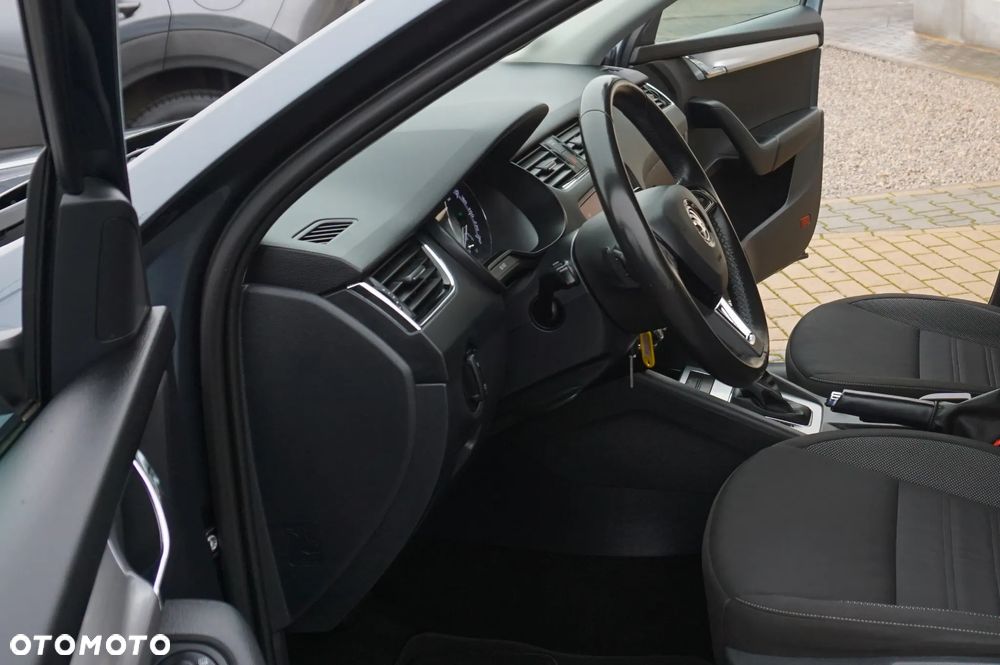 Skoda Octavia 2.0 TDI DSG Premium Edition - 21