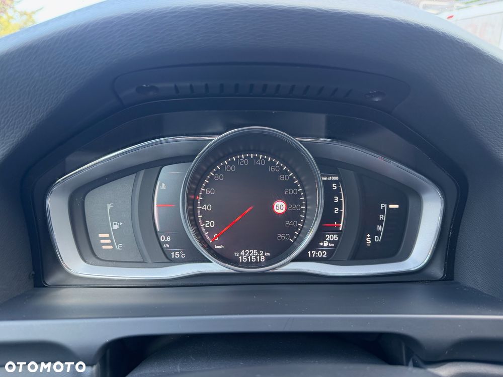 Volvo V60 D2 Geartronic Summum - 9
