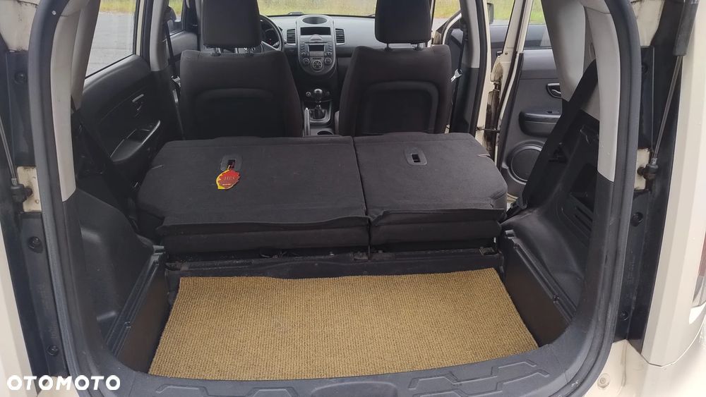 Kia Soul 1.6 L - 20