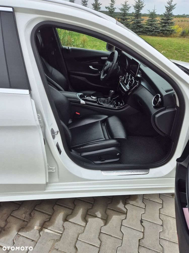 Mercedes-Benz Klasa C 200 AMG Line - 9