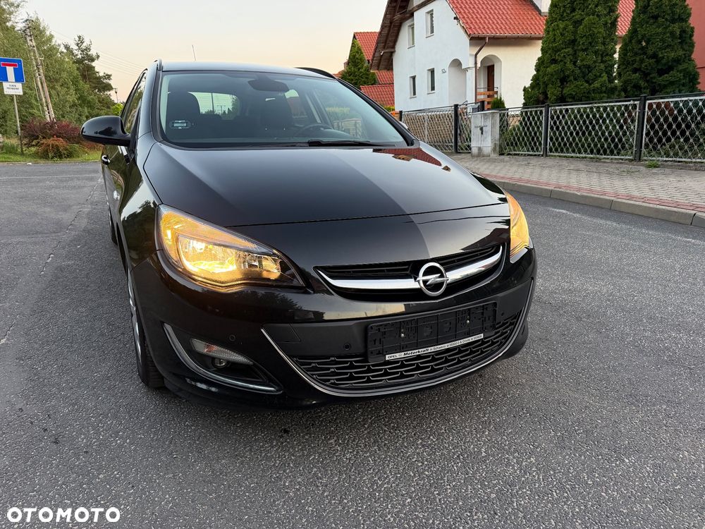 Opel Astra 1.4 Turbo - 4