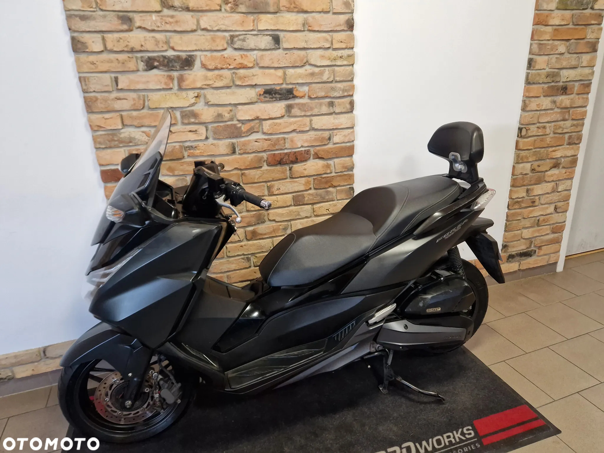 Honda NSS - 11