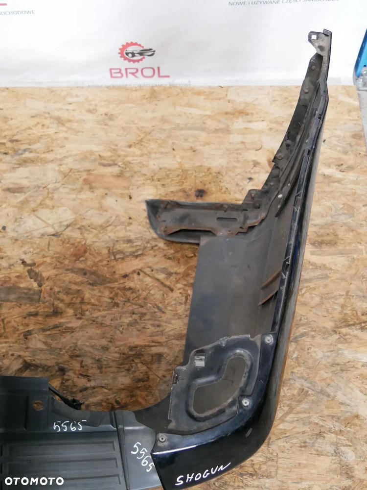 ZDERZAK TYLNY MITSUBISHI SHOGUN PAJERO IV  PDC - 9