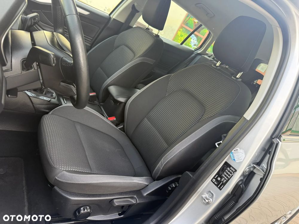Ford Focus 2.0 TDCi Titanium ASS - 24