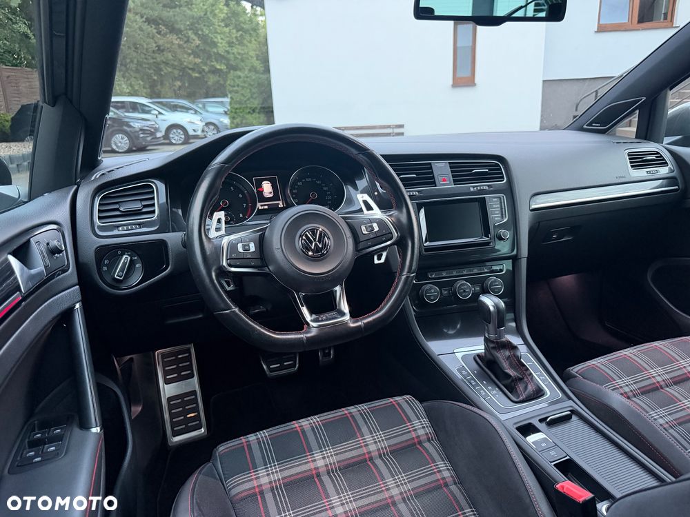 Volkswagen Golf 2.0 TSI BMT GTI Performance DSG - 27