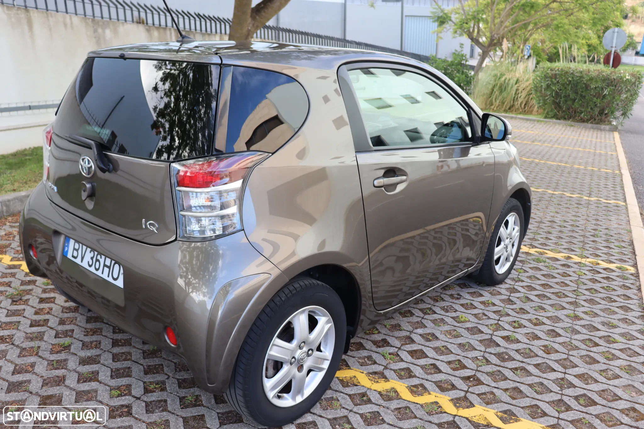 Toyota iQ 1.4 D-4D 2 EP - 47