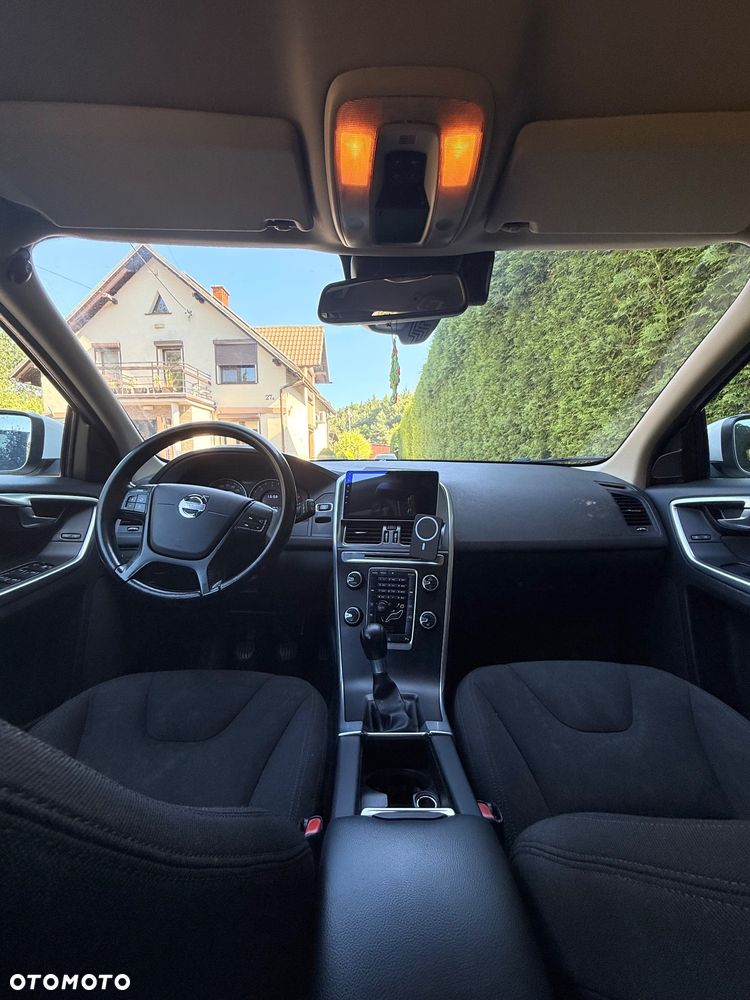 Volvo XC 60 D4 Kinetic - 4