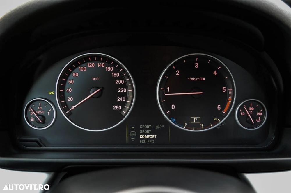 BMW Seria 5 520d Sport-Aut. - 19