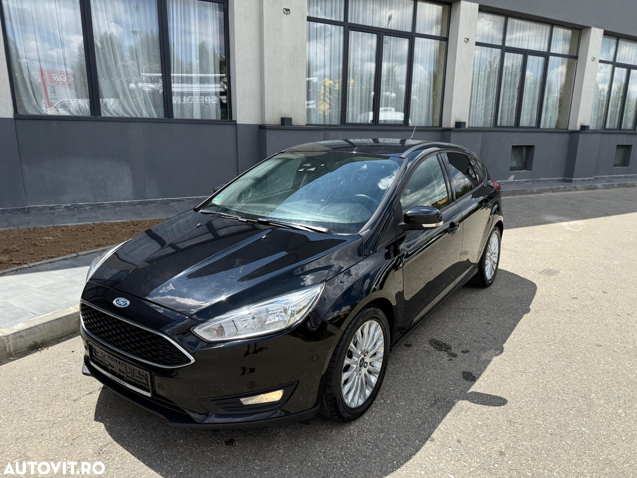 Ford Focus 1.0 EcoBoost Connected - 5