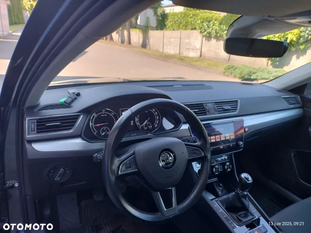 Skoda Superb 2.0 TDI Ambition - 7