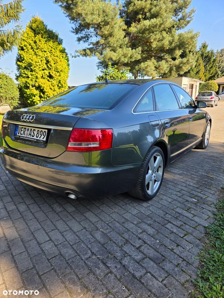 Audi A6 - 12