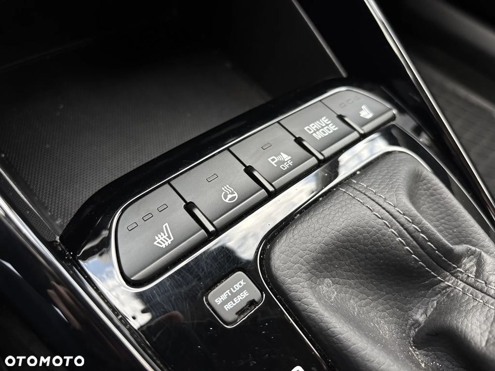 Kia Stonic 1.0 T-GDI L Business Line DCT - 20