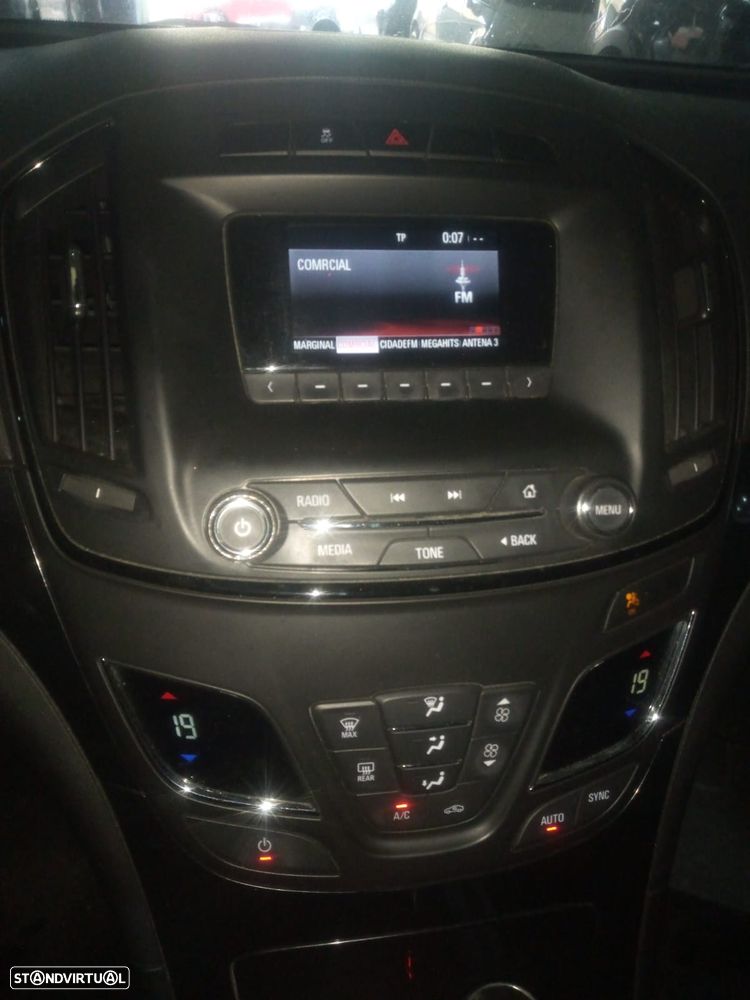 Opel Insignia A Sports Tourer 2.0 CDTi - PARA PEÇAS - 10