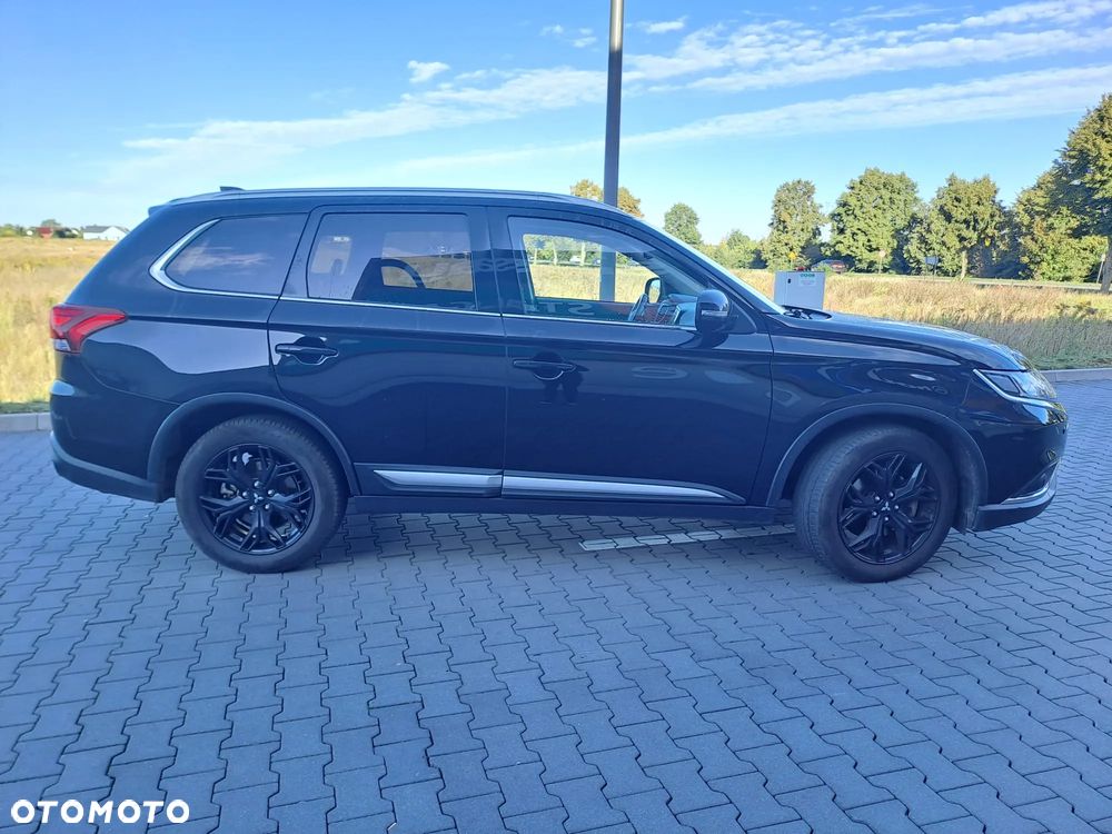 Mitsubishi Outlander 2.0 Intense + 4WD CVT - 2