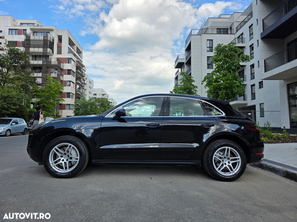 Porsche Macan - 1