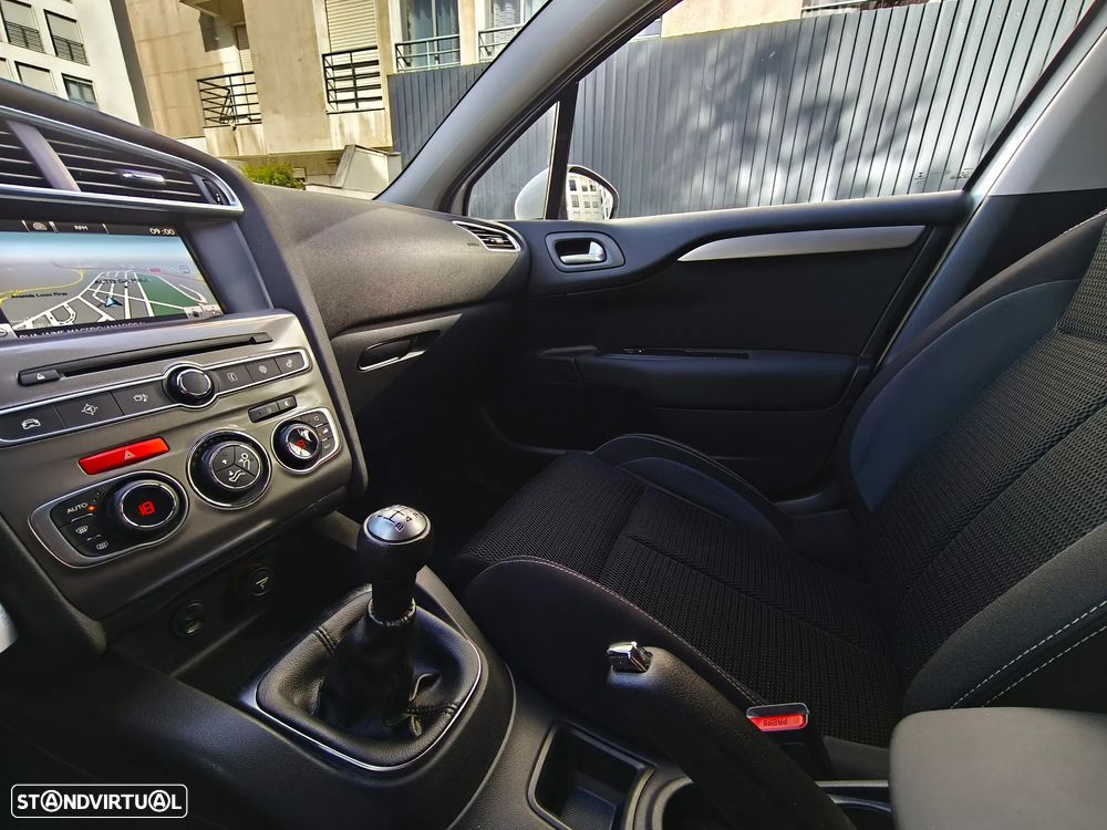 Citroën C4 1.6 BlueHDi Live - 22
