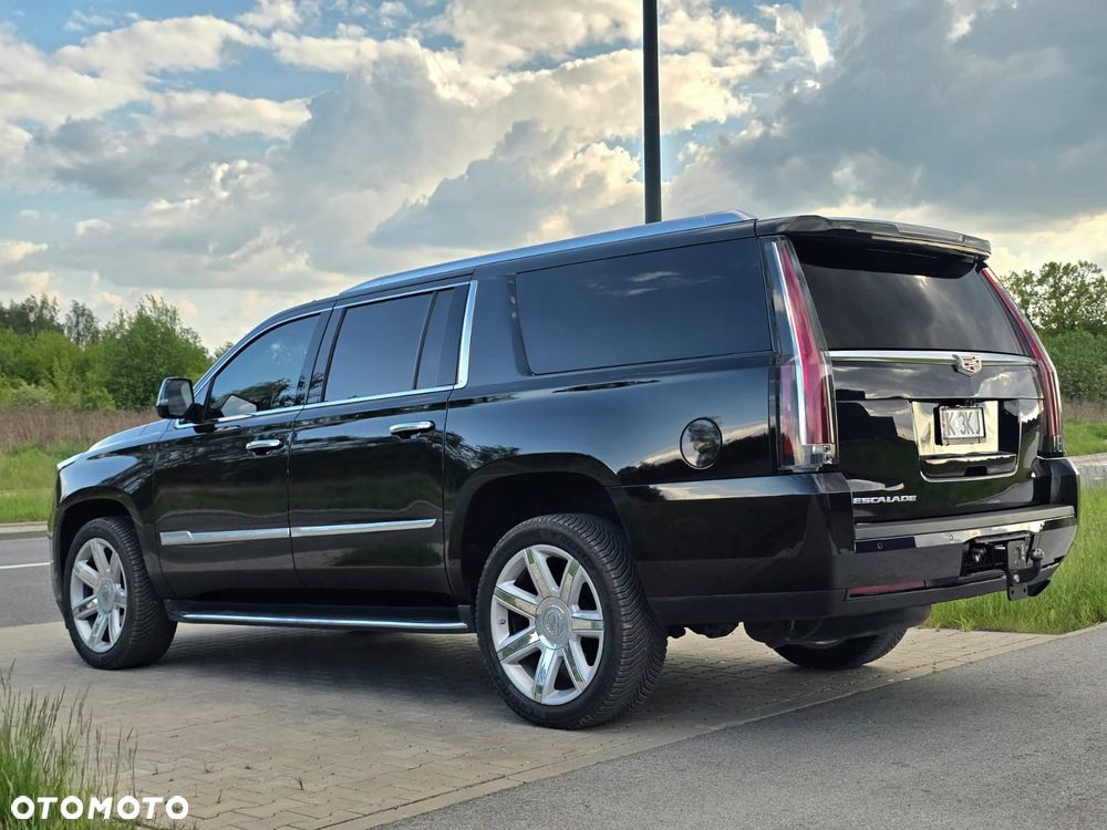 Cadillac Escalade ESV 6.2 V8 AWD AT Premium - 10