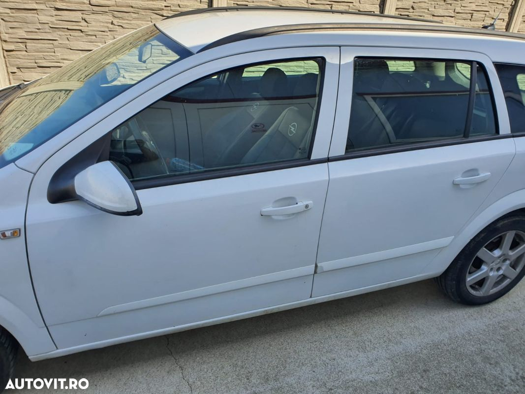 USA OPEL ASTRA H S.F - 2