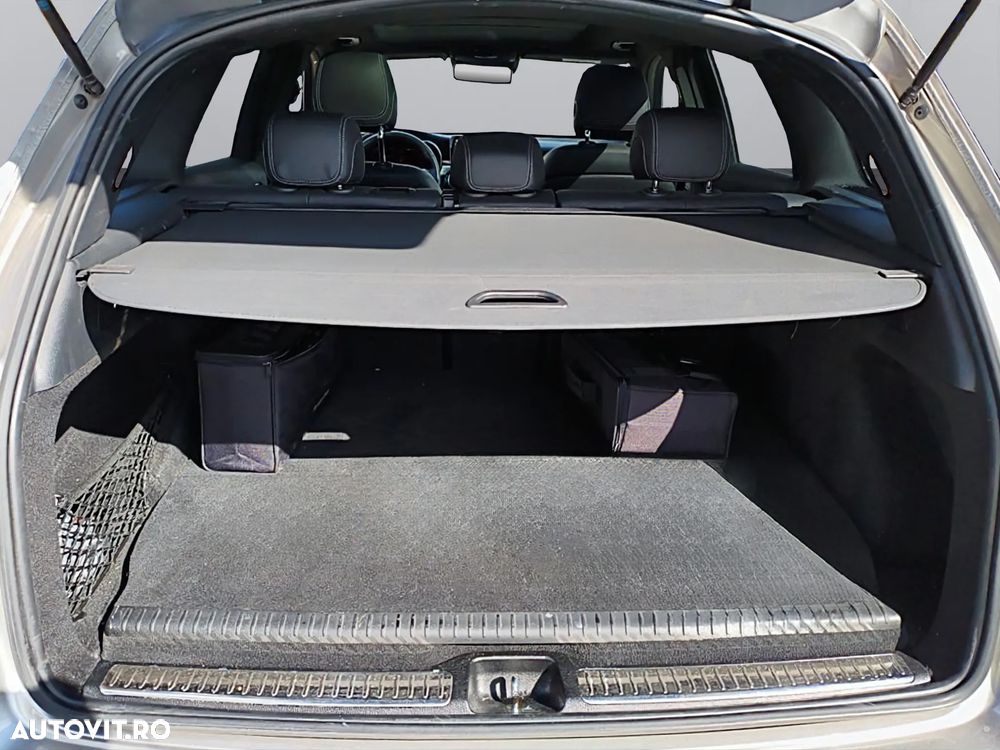 Mercedes-Benz GLC 300 e 4MATIC - 8