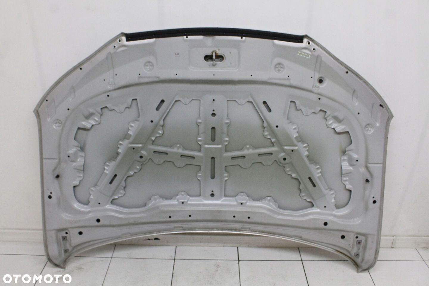 HYUNDAI SANTA FE II 06R- MASKA POKRYWA SILNIKA SLS - 2