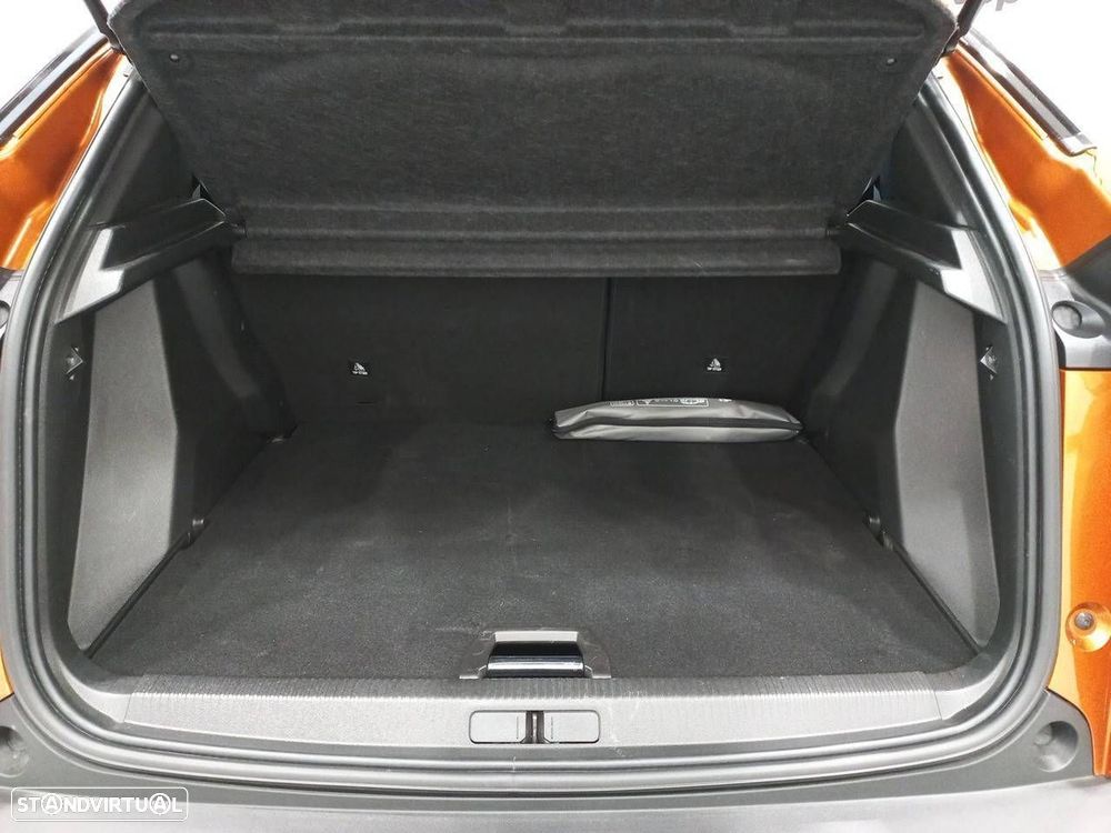 Peugeot 2008 1.2 PureTech Active Pack - 6