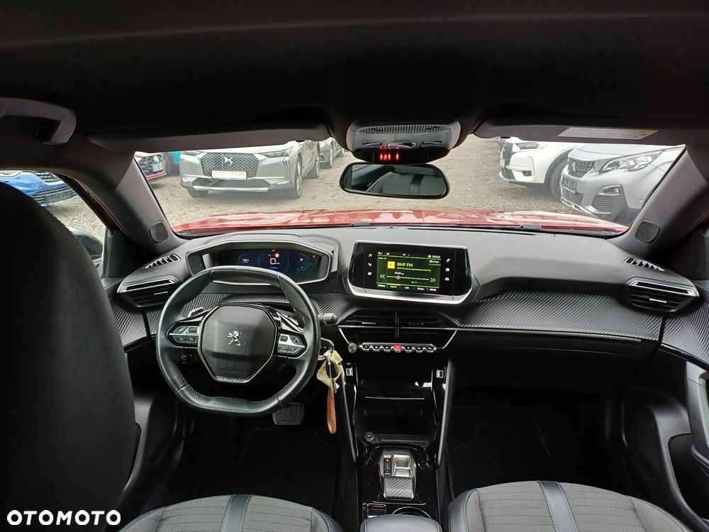 Peugeot 2008 1.2 PureTech Allure Pack S&S EAT8 - 23