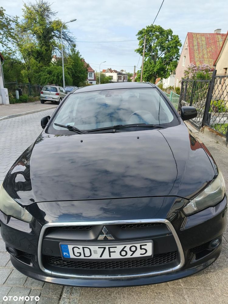 Mitsubishi Lancer - 2