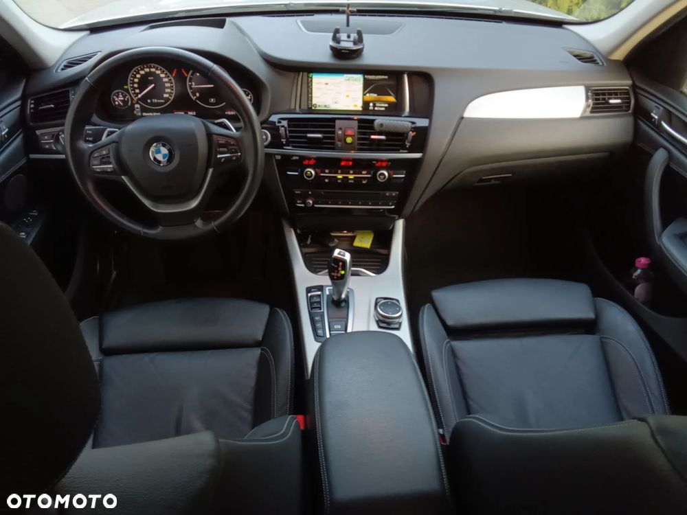 BMW X3 xDrive20d xLine - 12