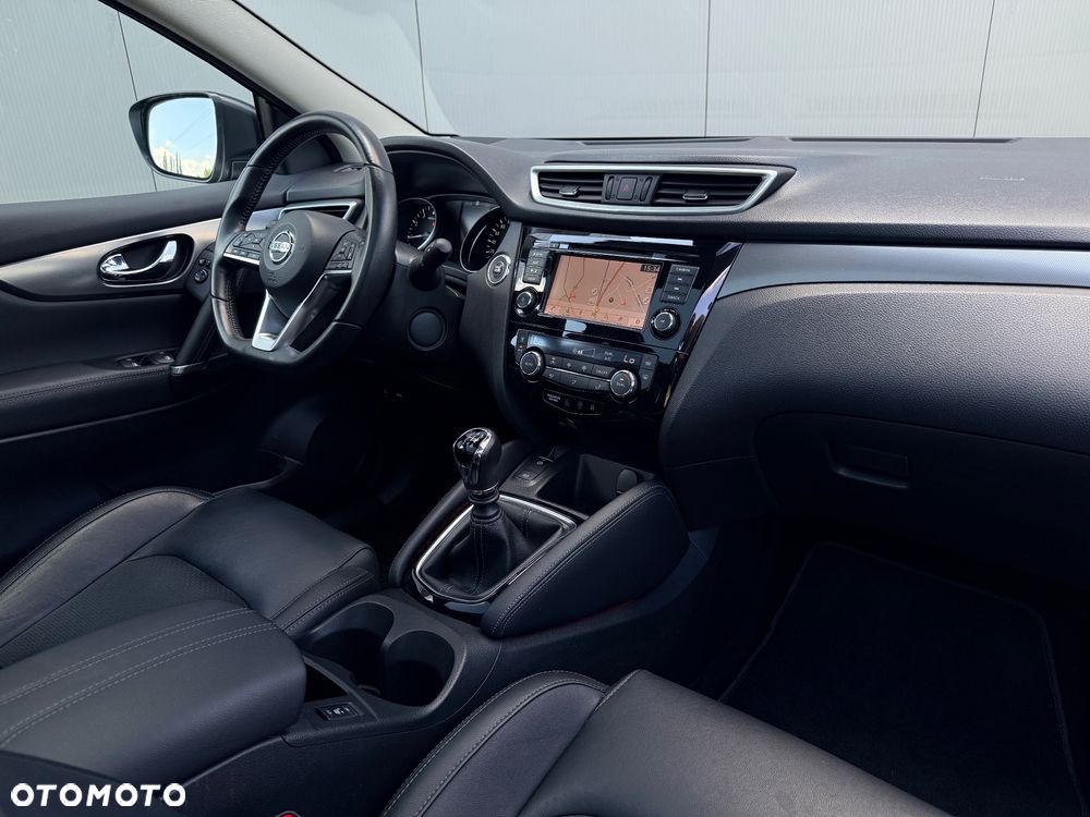 Nissan Qashqai 1.3 DIG-T Tekna - 22