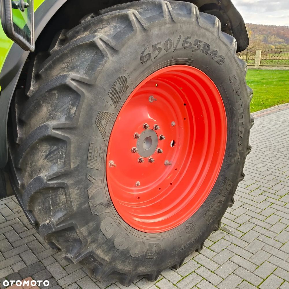Claas Axion 820 - 20
