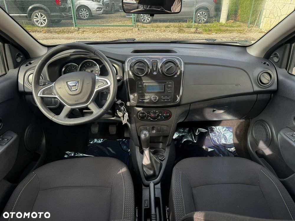 Dacia Sandero - 10