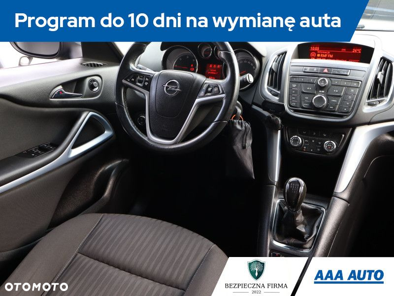 Opel Zafira - 8