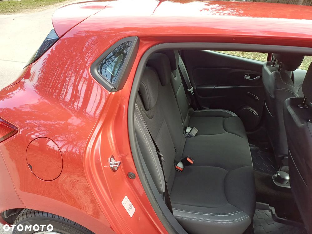 Renault Clio 0.9 TCe Limited - 25