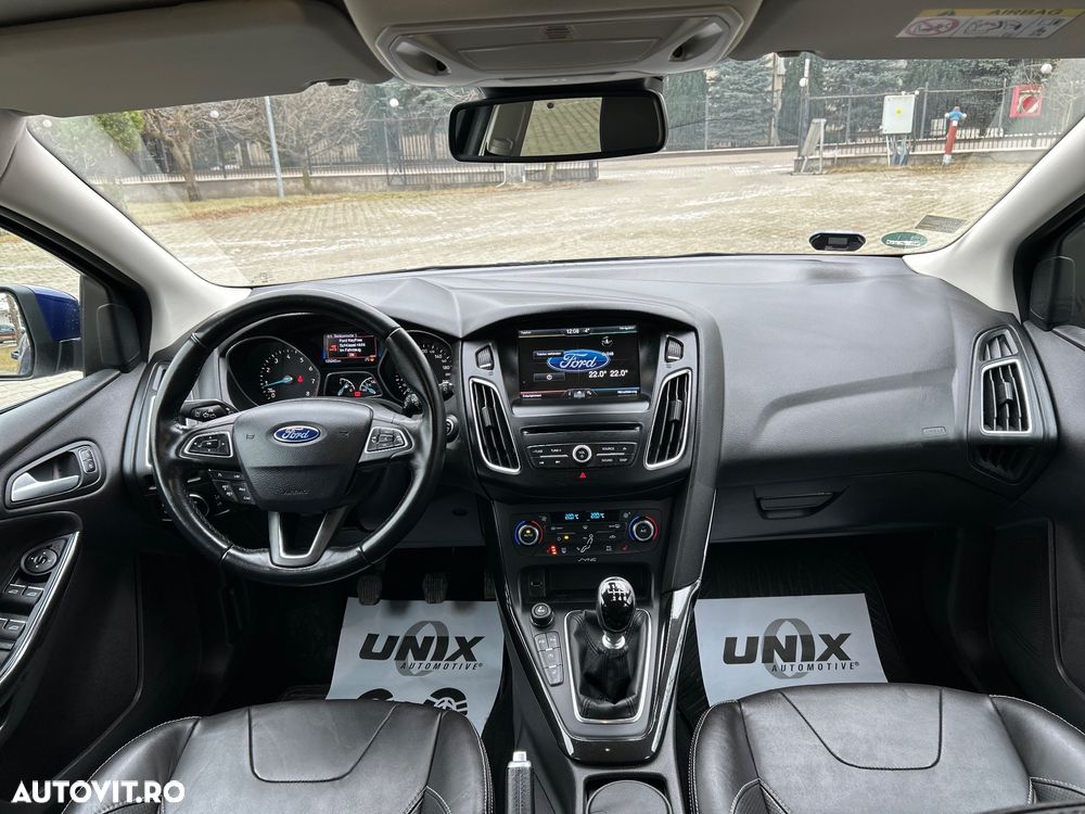 Ford Focus 1.5 EcoBoost Titanium - 12