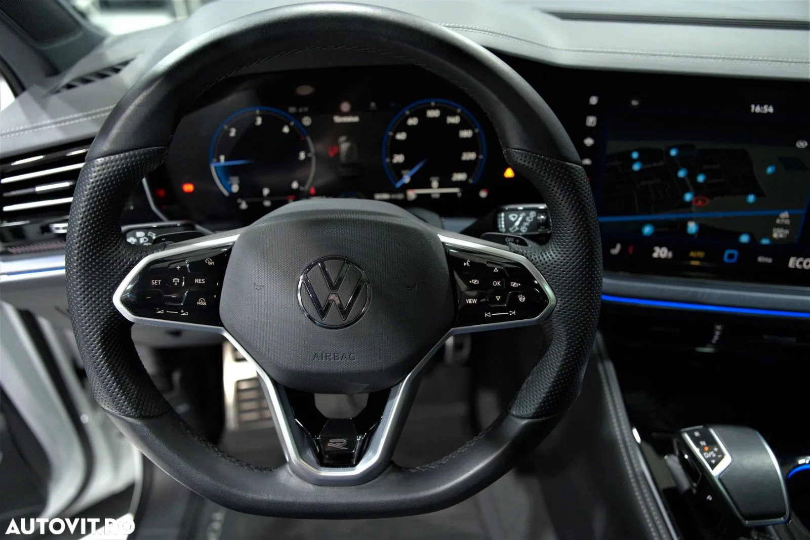 Volkswagen Touareg V6 TDI 4MOTION R-Line - 20