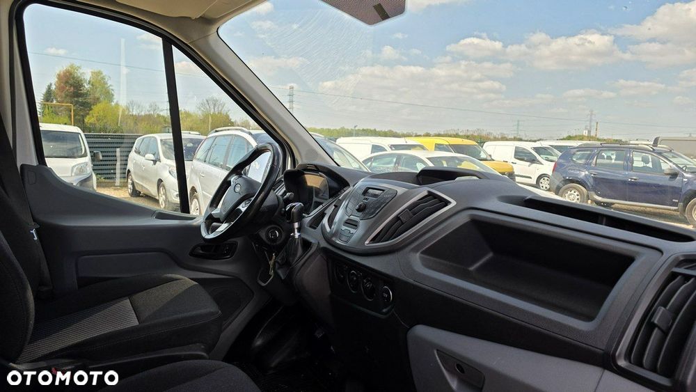 Ford Transit - 4